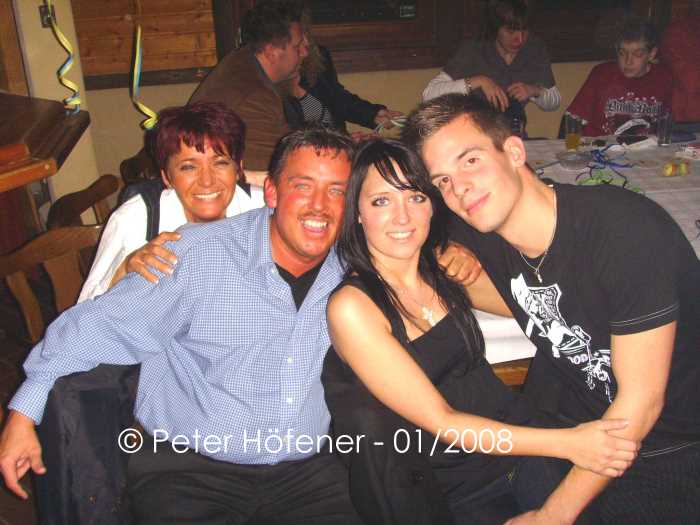 Daniela Dilow mit Familie.jpg